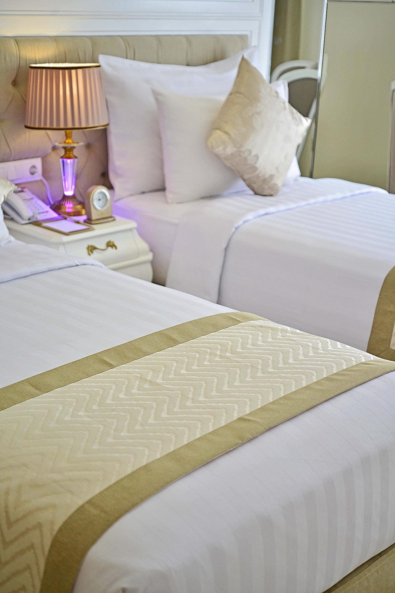 Grand Savero Hotel Bogor Buitenkant foto