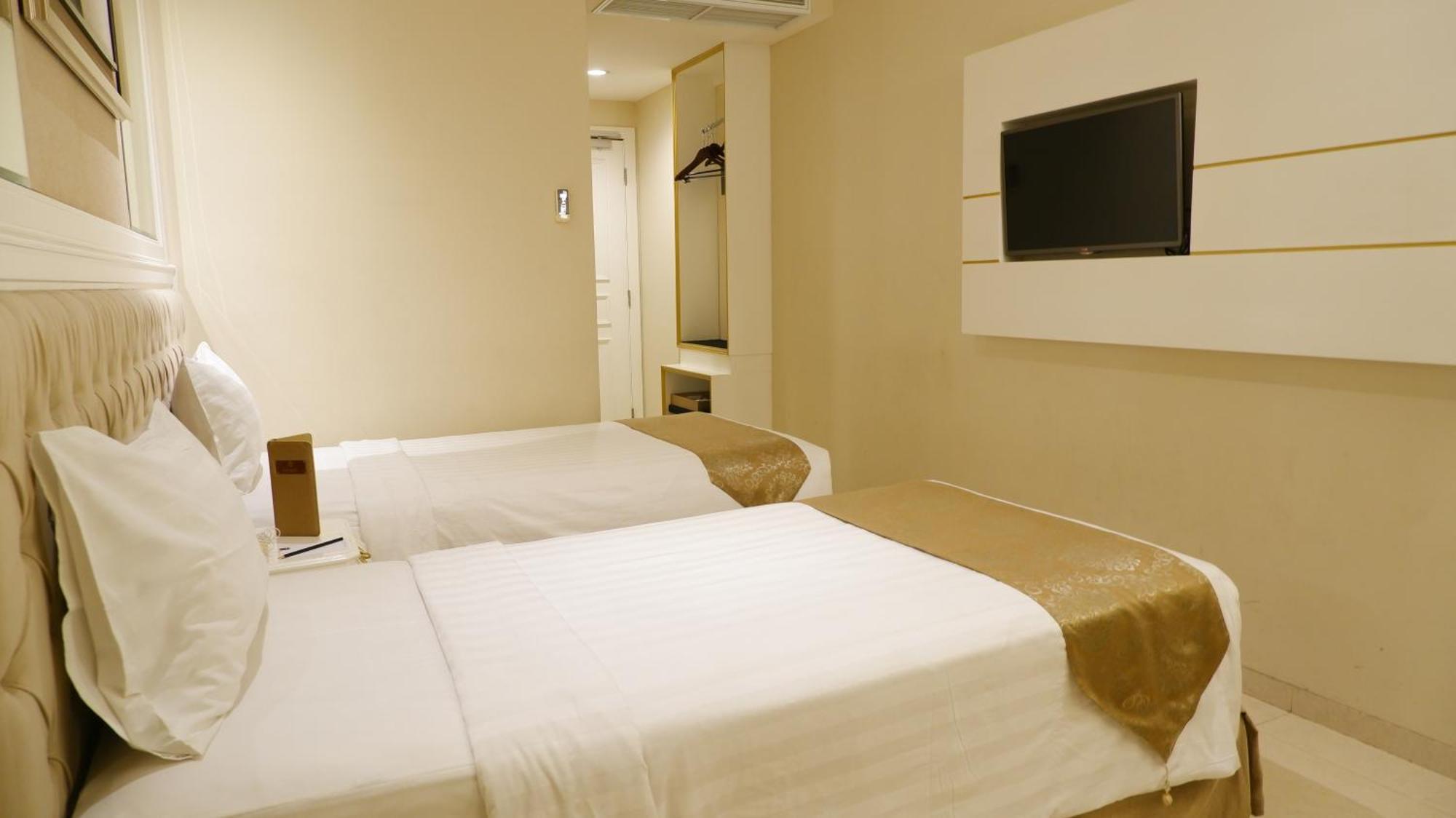 Grand Savero Hotel Bogor Buitenkant foto